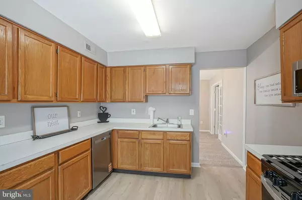 Burlington, NJ 08016,16 LYNN DR