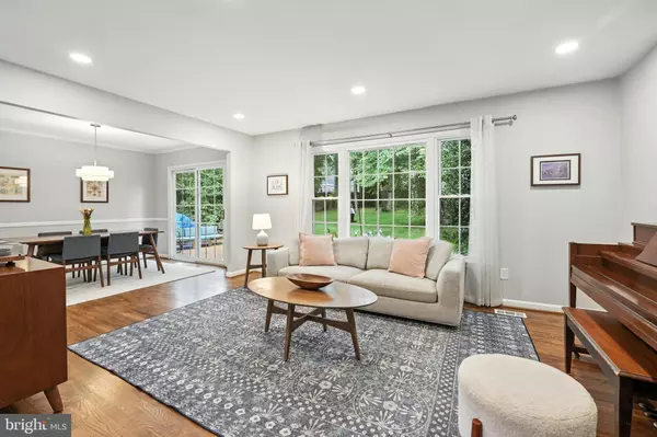 Burke, VA 22015,9307 WINBOURNE RD