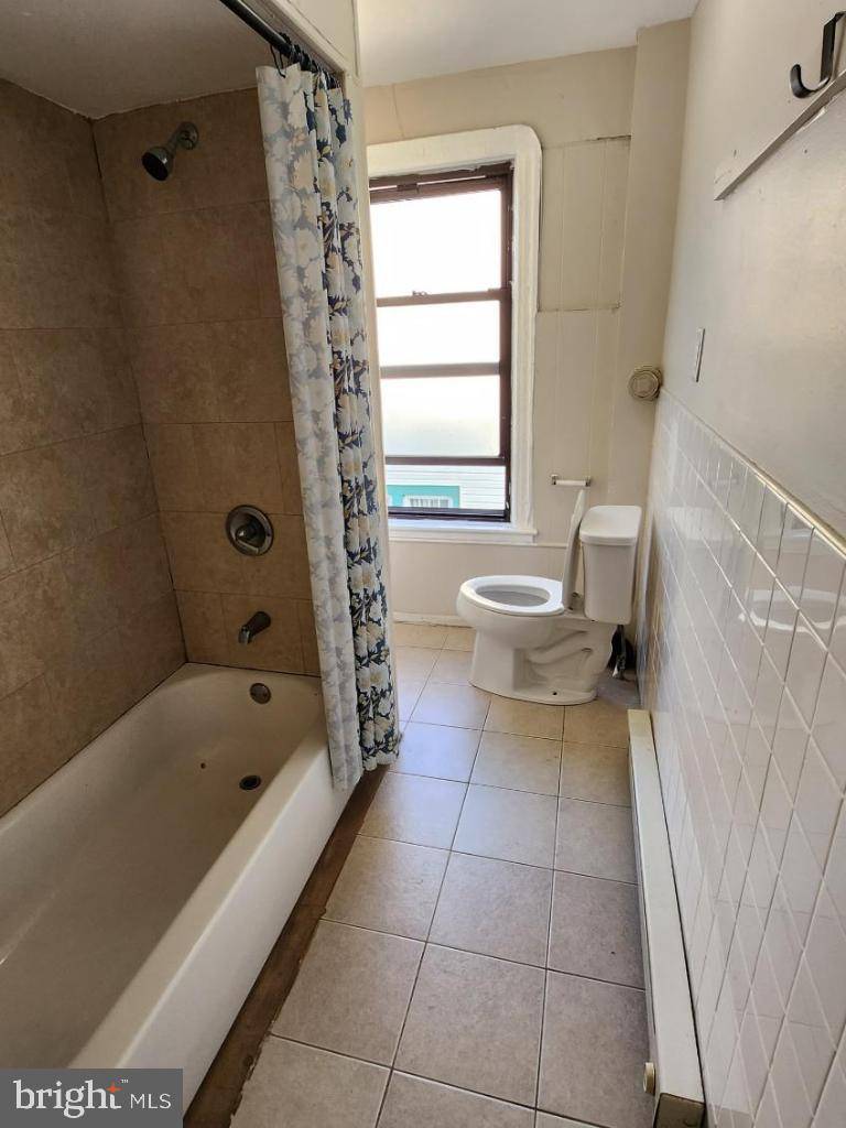 Riverside, NJ 08075,201 CLEVELAND AVE #APT #B