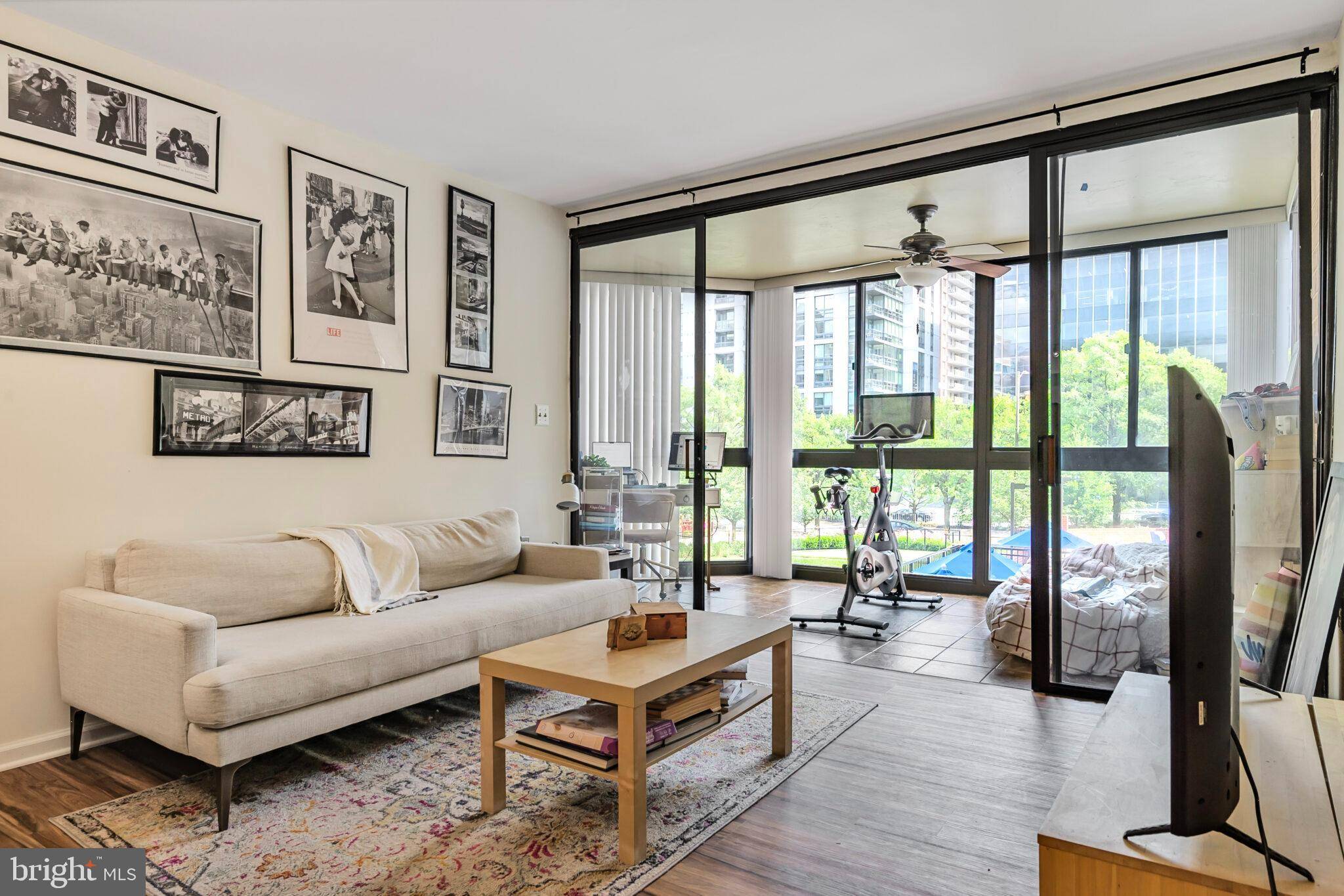 Arlington, VA 22201,1001 N RANDOLPH ST #212
