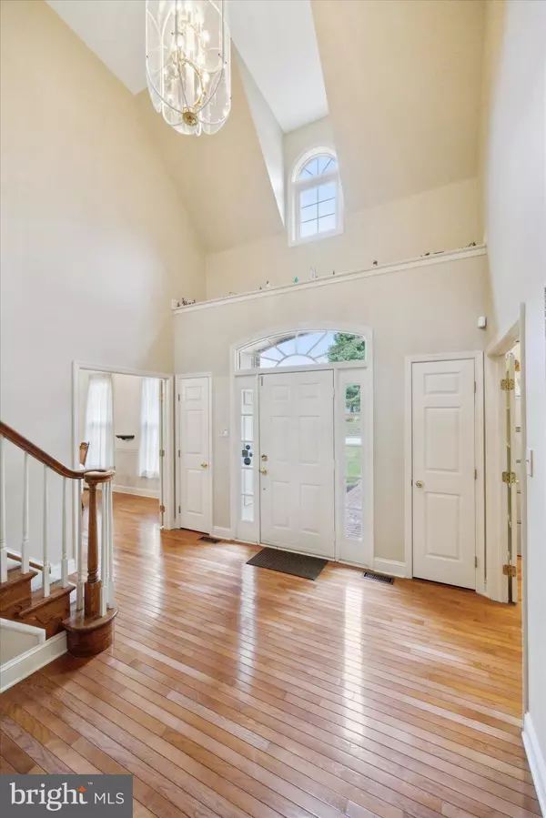 Broomall, PA 19008,2 STONEY END RD
