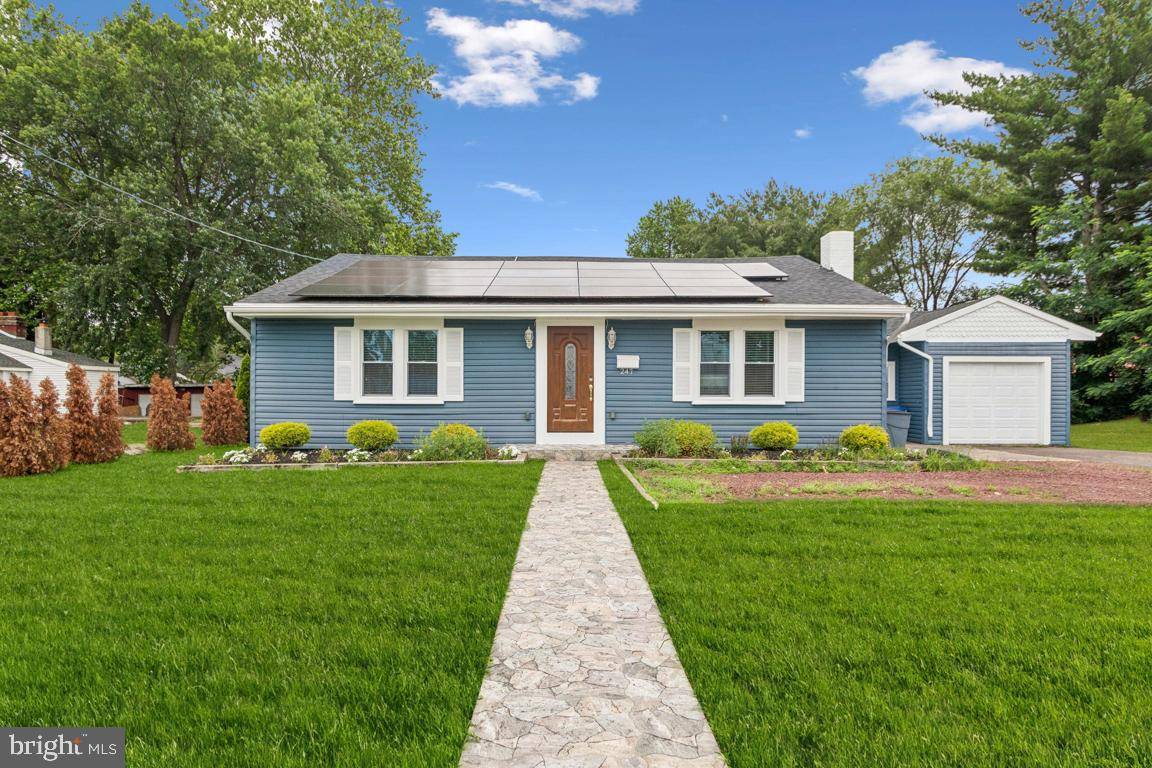 247 GIBBSBORO RD, Clementon, NJ 08021