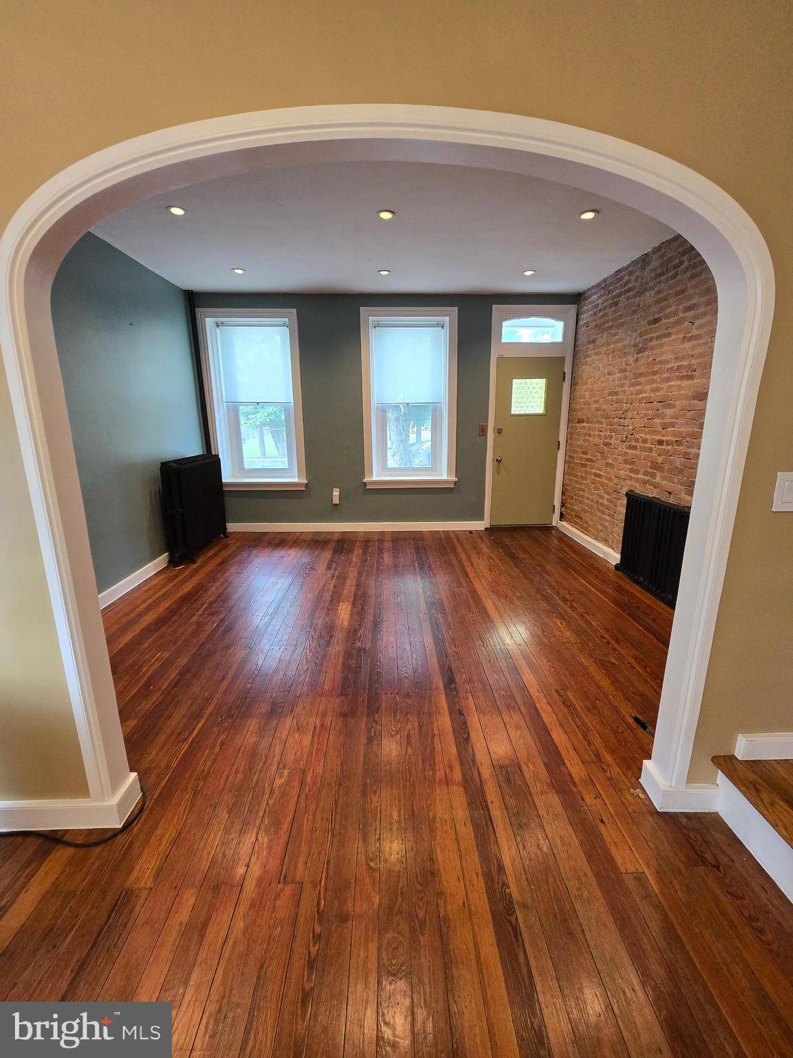 Philadelphia, PA 19127,223 GATES ST