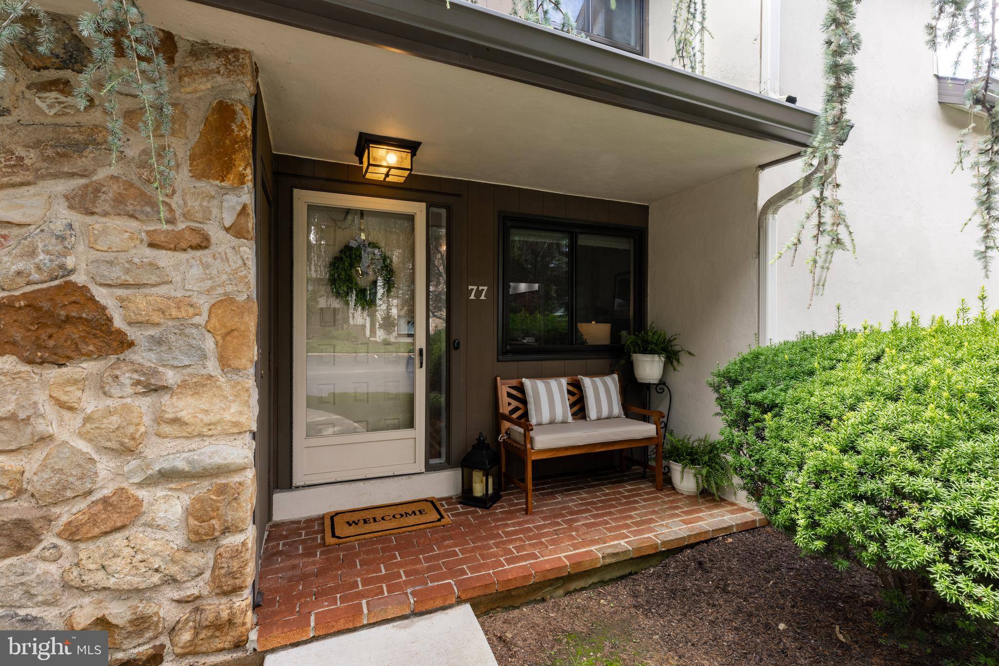 Berwyn, PA 19312,77 OAK KNOLL DR #77