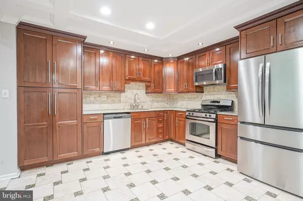 Marlton, NJ 08053,101 BERKSHIRE WAY