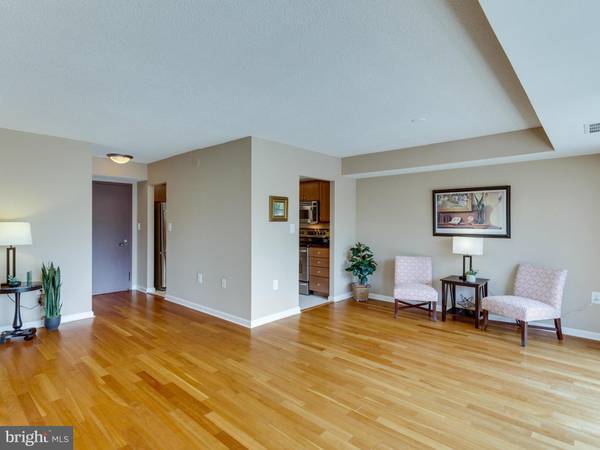Falls Church, VA 22043,2230 GEORGE C MARSHALL DR #707