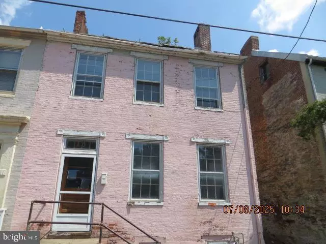 Frederick, MD 21701,13 ALL SAINTS ST