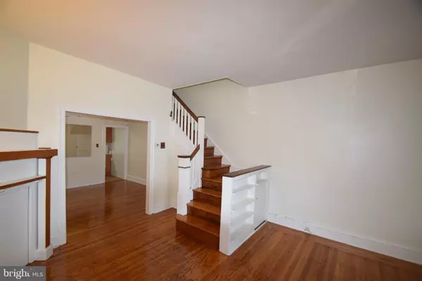 Philadelphia, PA 19151,6108 MASTER ST