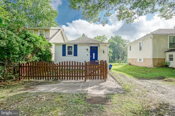 243 VAN HORN AVE, Clementon, NJ 08021