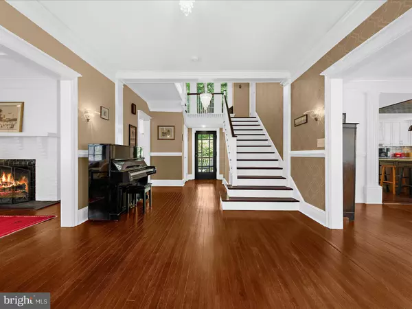 Baltimore, MD 21210,16 ELMWOOD RD