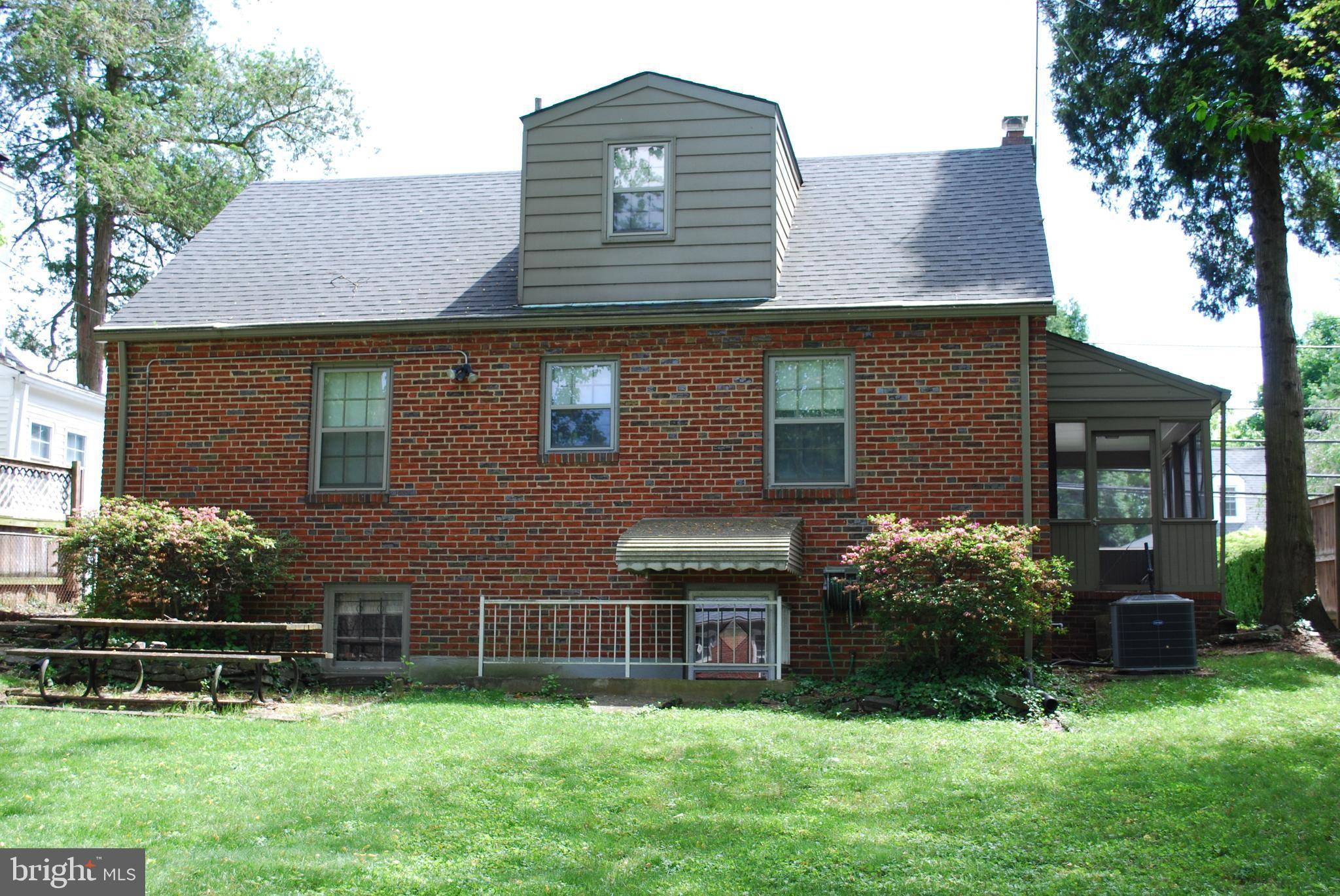 Silver Spring, MD 20910,2109 LINDEN LANE