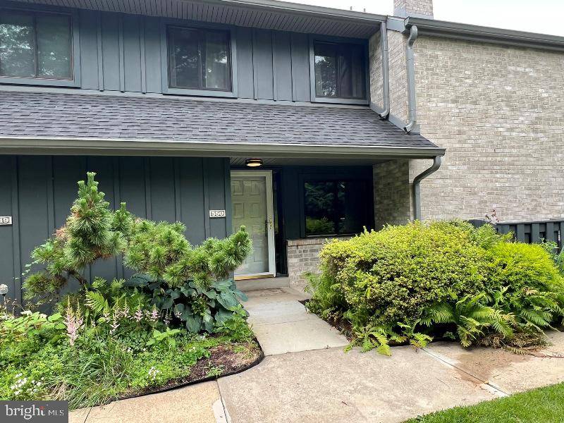 Paoli, PA 19301,550 FOXWOOD LN