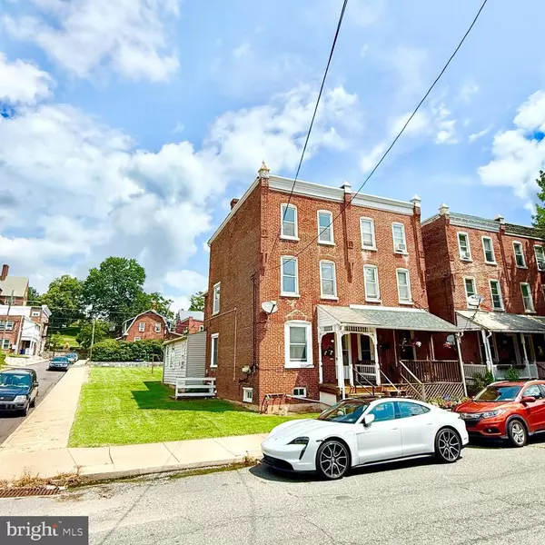 859 QUEEN ST #2, Pottstown, PA 19464