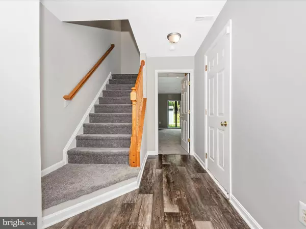 Frederick, MD 21702,2430 HUNTWOOD CT