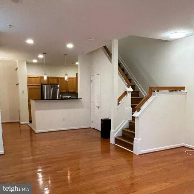 Germantown, MD 20874,25 CRUSADER CT