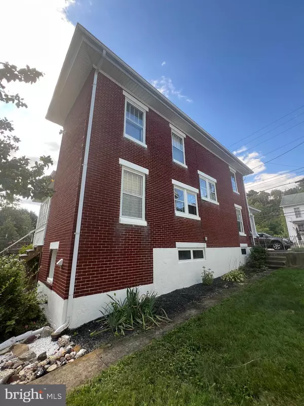 Tower City, PA 17980,156 W. GRAND AVE