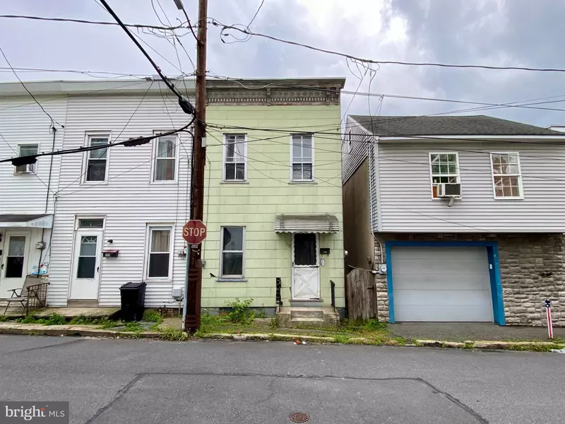 125 CARBON ST, Minersville, PA 17954