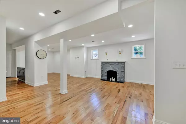 Baltimore, MD 21216,2400 W LAFAYETTE AVE