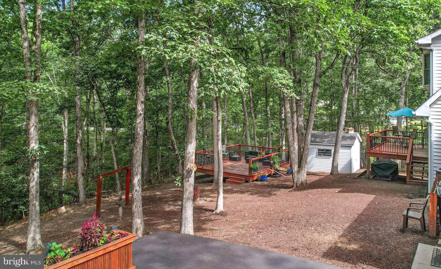 Ridgeley, WV 26753,80 LAKESIDE LOOP
