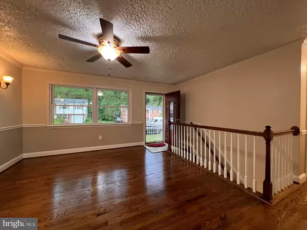 Woodbridge, VA 22193,14822 DANVILLE RD