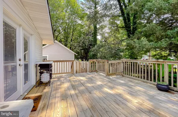 Lusby, MD 20657,970 CRYSTAL ROCK RD