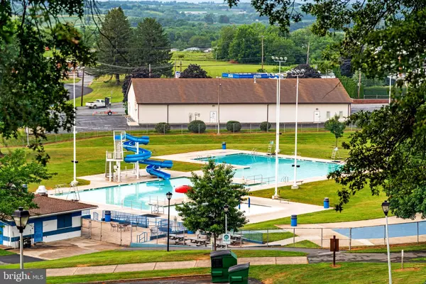 Waynesboro, PA 17268,516 POTOMAC ST N