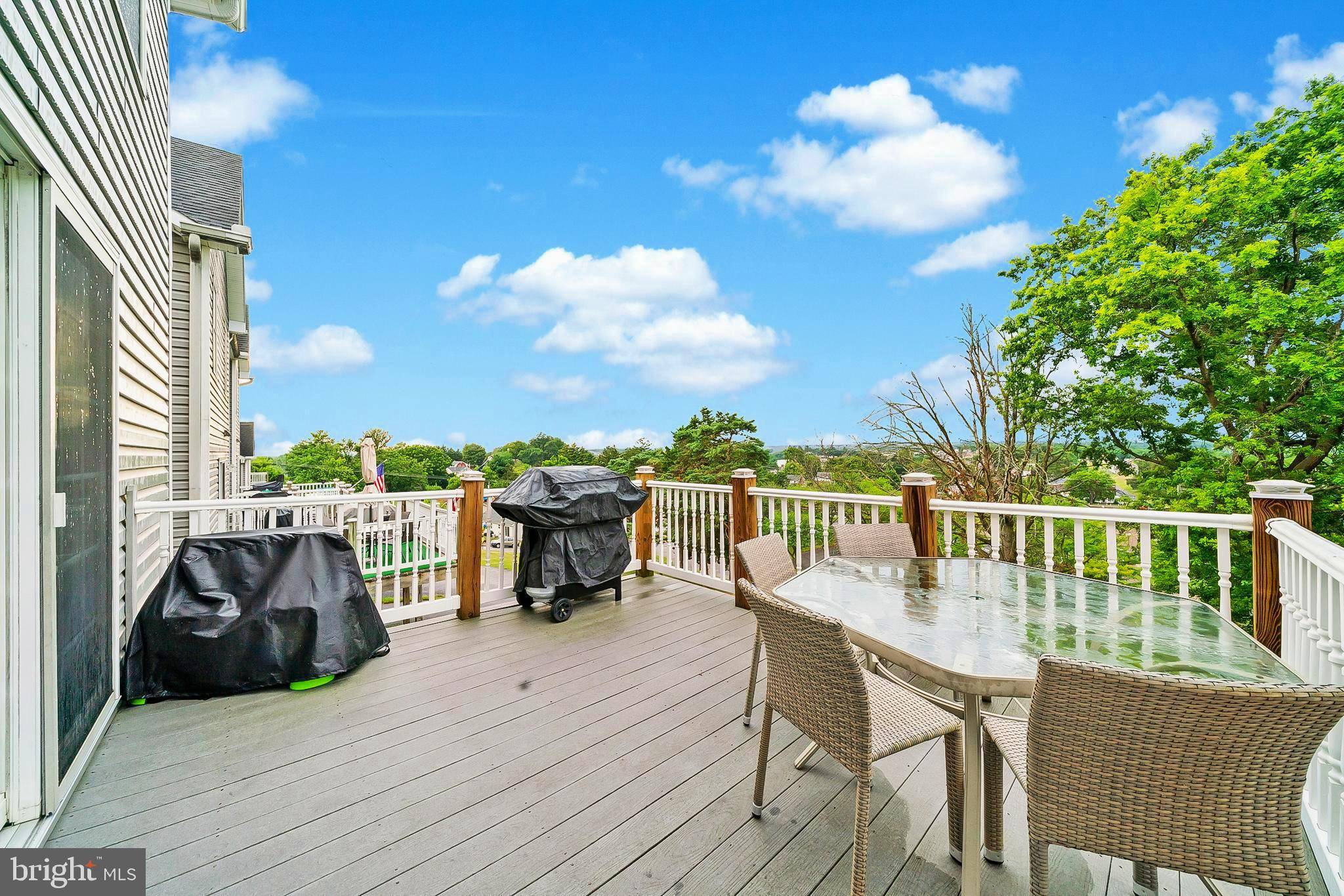 Waynesboro, PA 17268,516 POTOMAC ST N