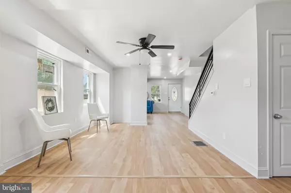 Beverly, NJ 08010,124 COOPER ST