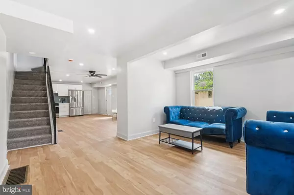 Beverly, NJ 08010,124 COOPER ST