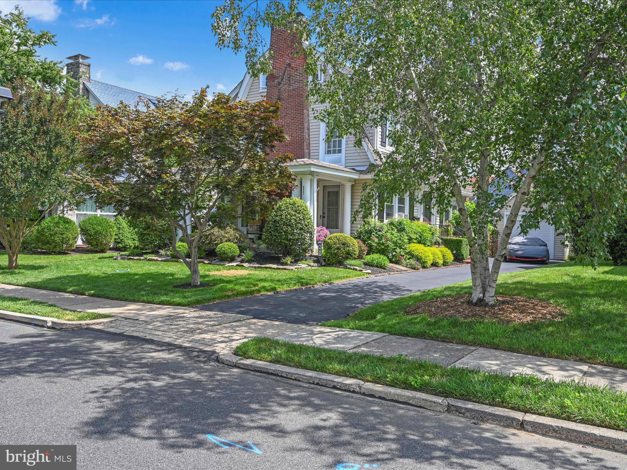 Drexel Hill, PA 19026,527 HAMPSHIRE RD