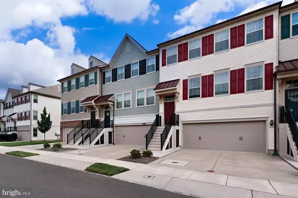 419 TALL OAKS DR, Warminster, PA 18974