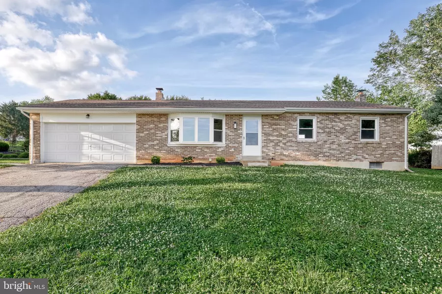 26 INDEPENDENCE DR, New Freedom, PA 17349