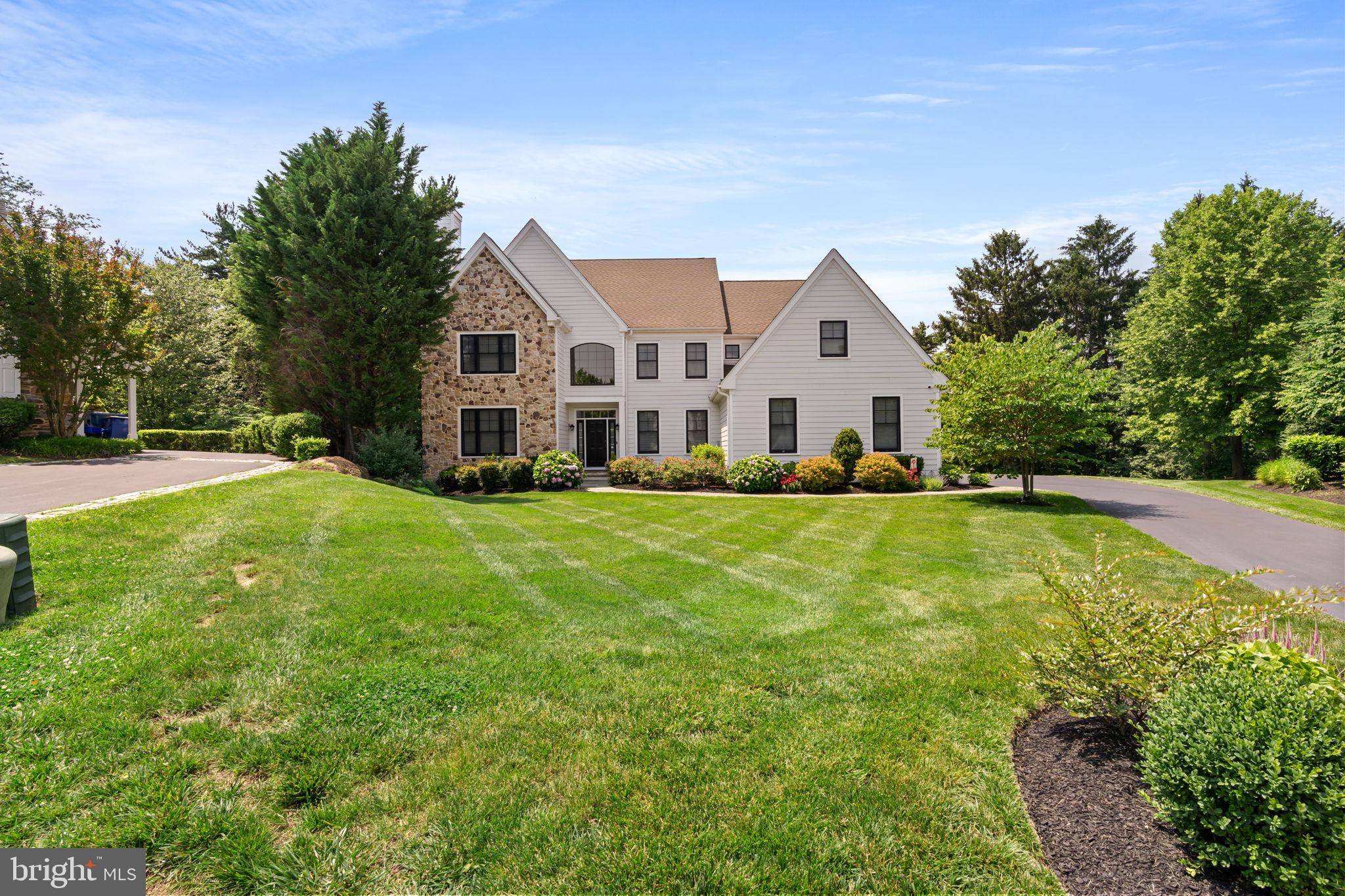 633 EDGEWATER DR, West Chester, PA 19380