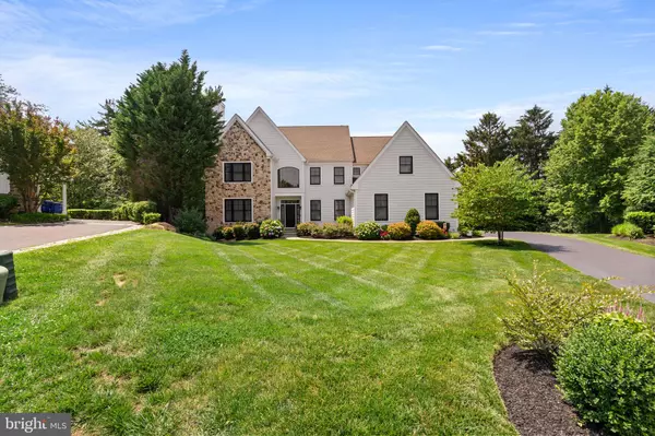 633 EDGEWATER DR, West Chester, PA 19380