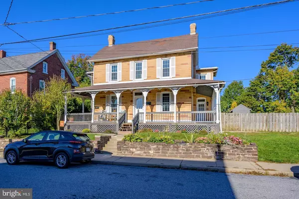 Souderton, PA 18964,23 & 25 W WALNUT ST