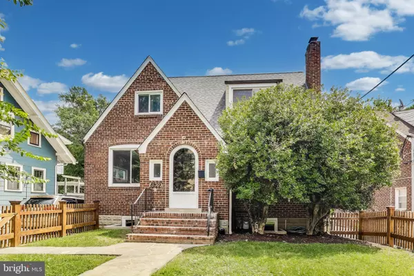 Takoma Park, MD 20912,8209 FLOWER AVE
