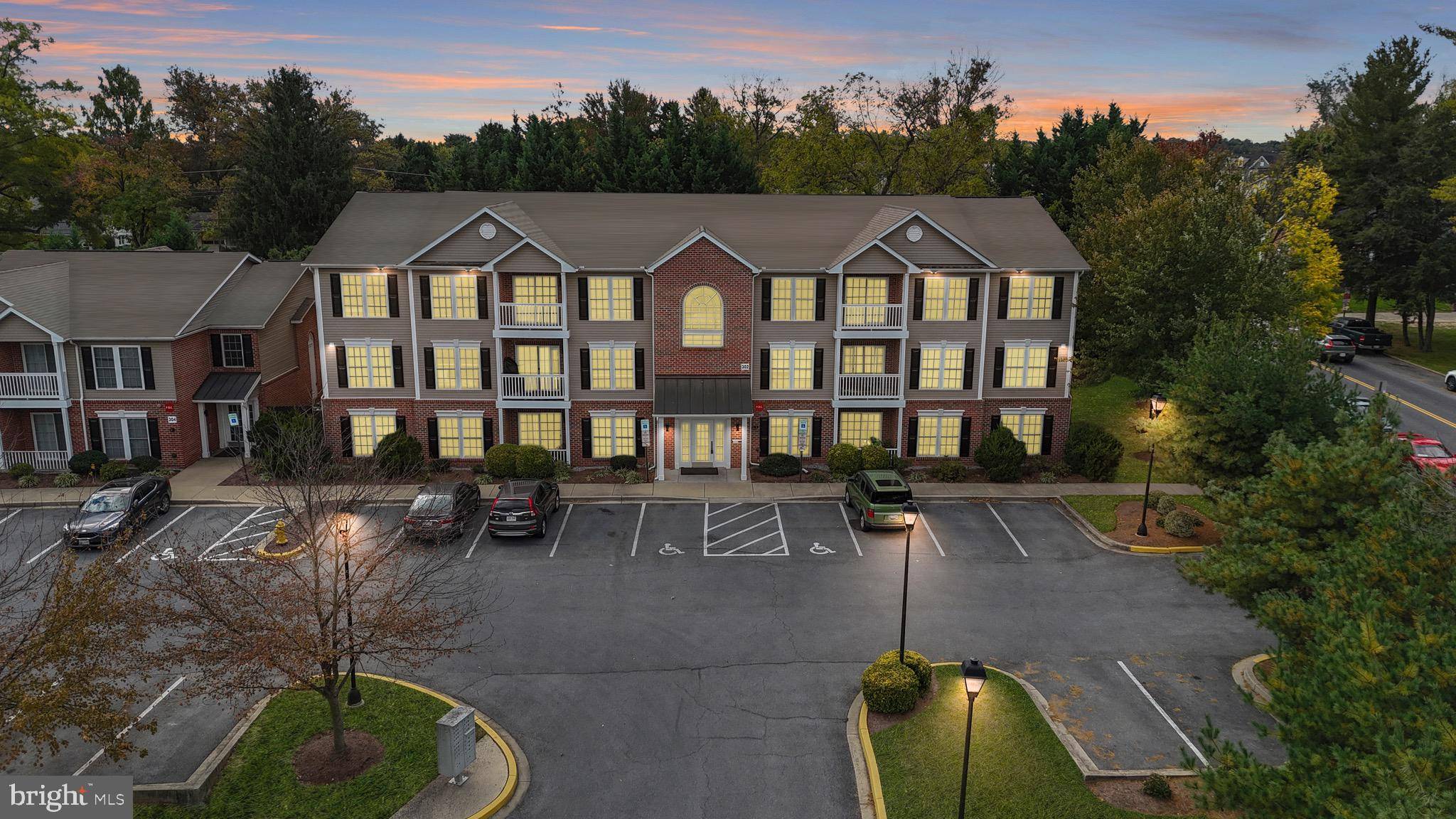 302 BAUGHMANS LN #A, Frederick, MD 21702