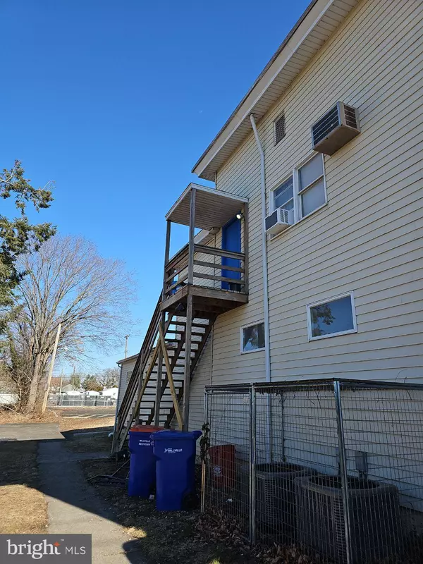 Millville, NJ 08332,10 E BROAD ST