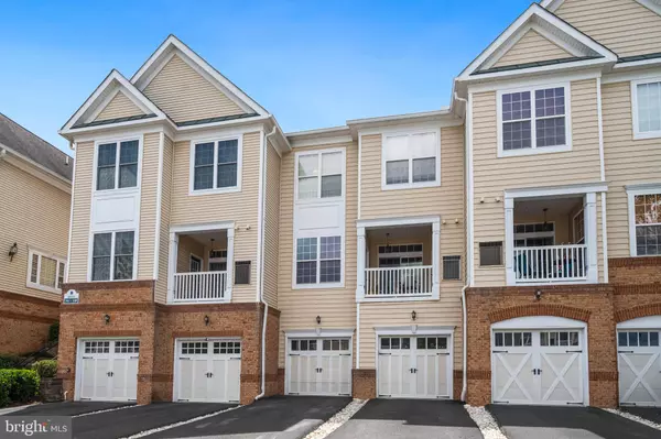 Ashburn, VA 20147,43905 HICKORY CORNER TER #112
