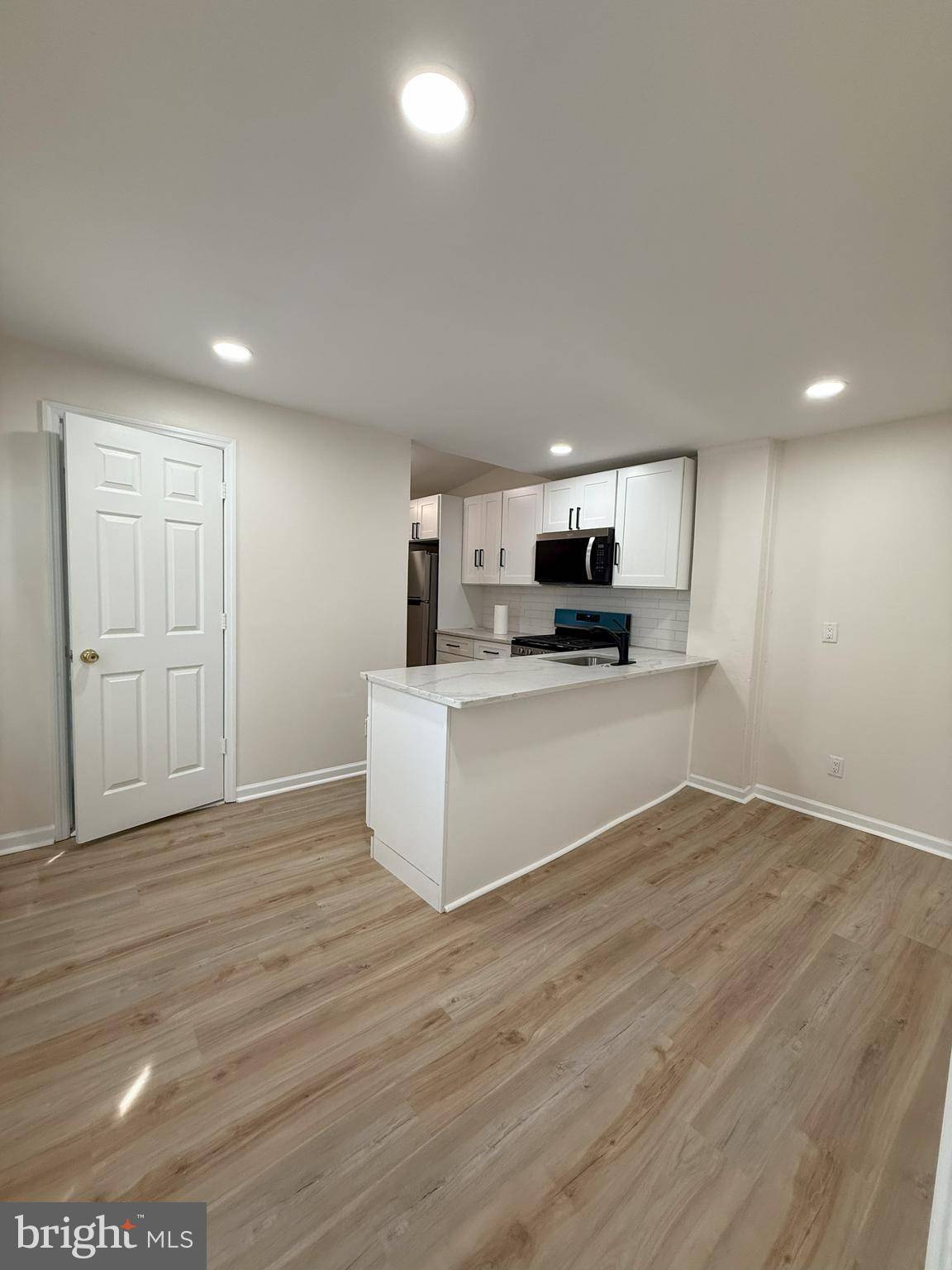 Mount Holly, NJ 08060,141 RANCOCAS RD