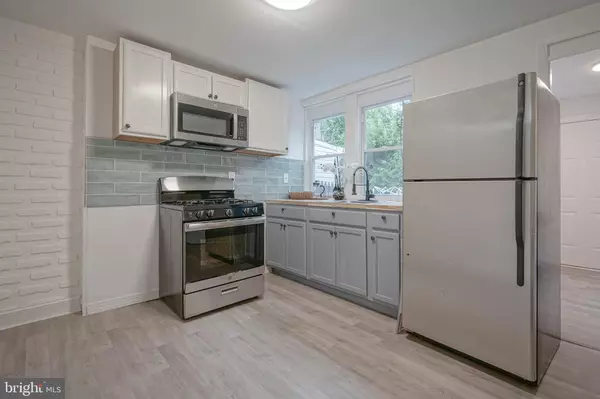 Camden, NJ 08104,1069 COLLINGS RD