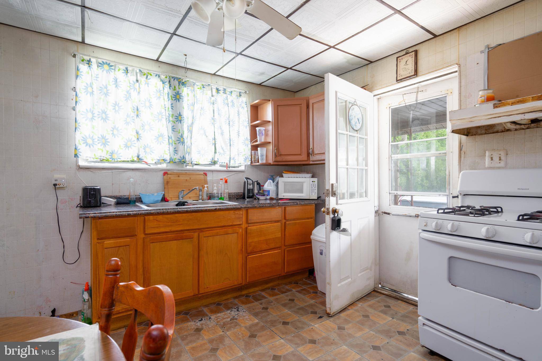 Vineland, NJ 08360,213 W QUINCE ST