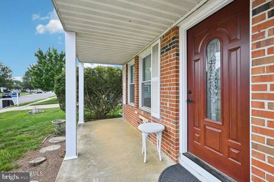 71 TRENT DR, Toms River, NJ 08757