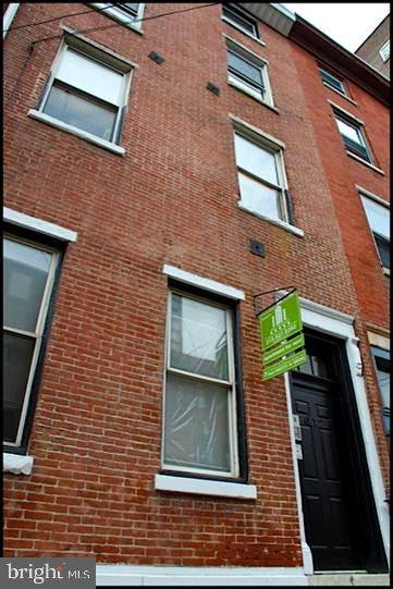 412 S 15TH ST #1F, Philadelphia, PA 19146