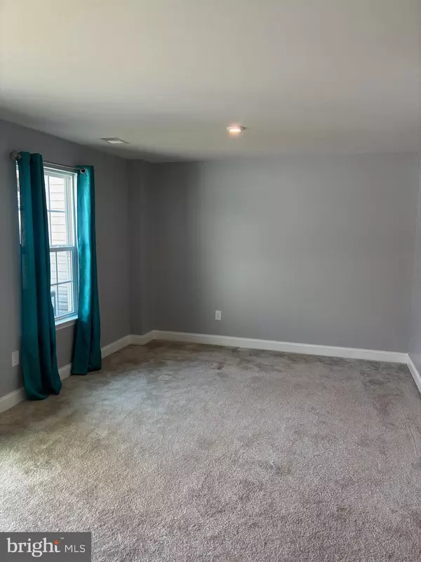 Sewell, NJ 08080,139 MERIDIAN LN