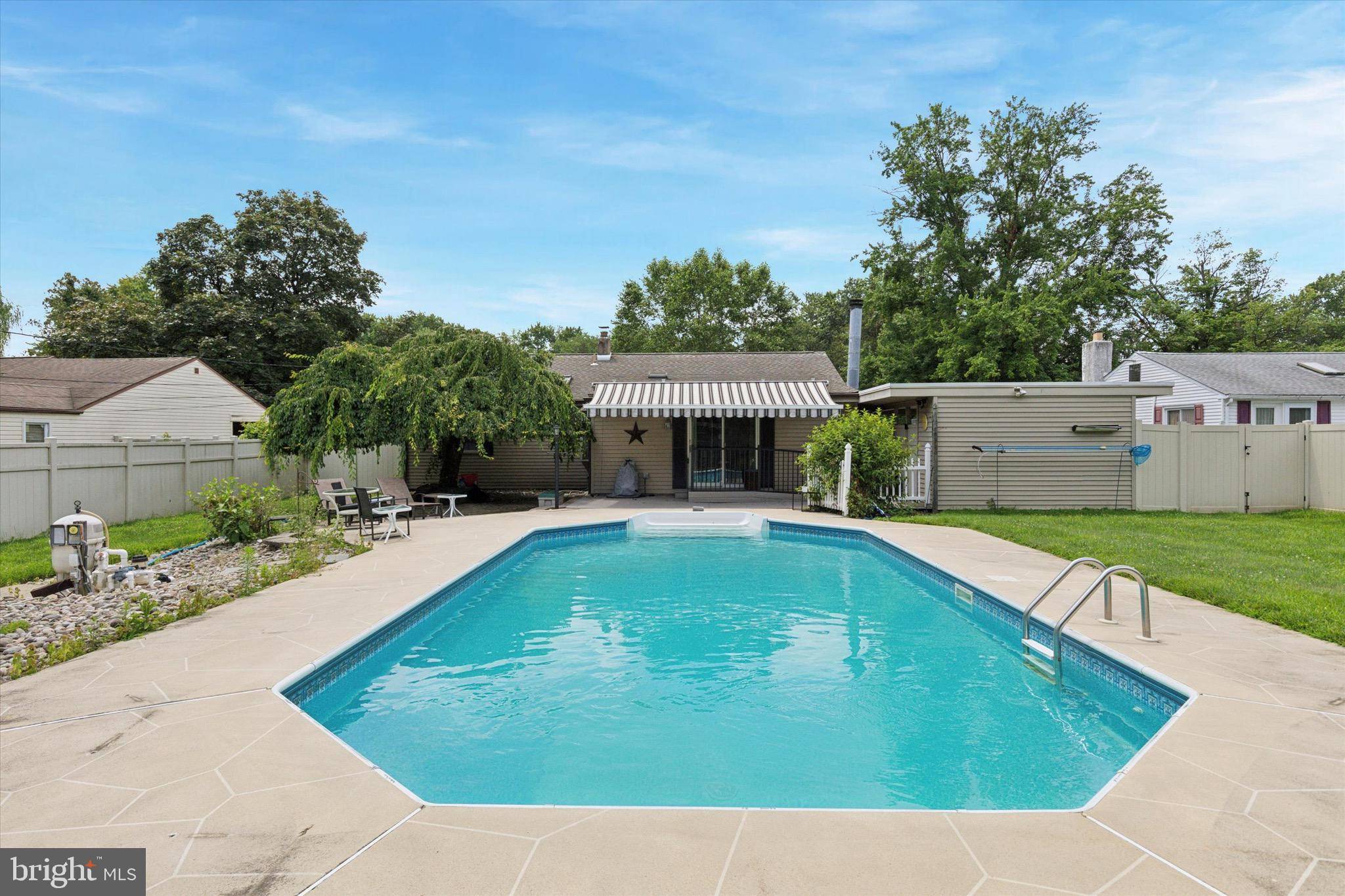 508 SHERWOOD LN, Hatboro, PA 19040