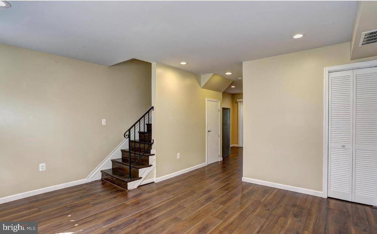 Laurel, MD 20707,1212 WESTVIEW TER
