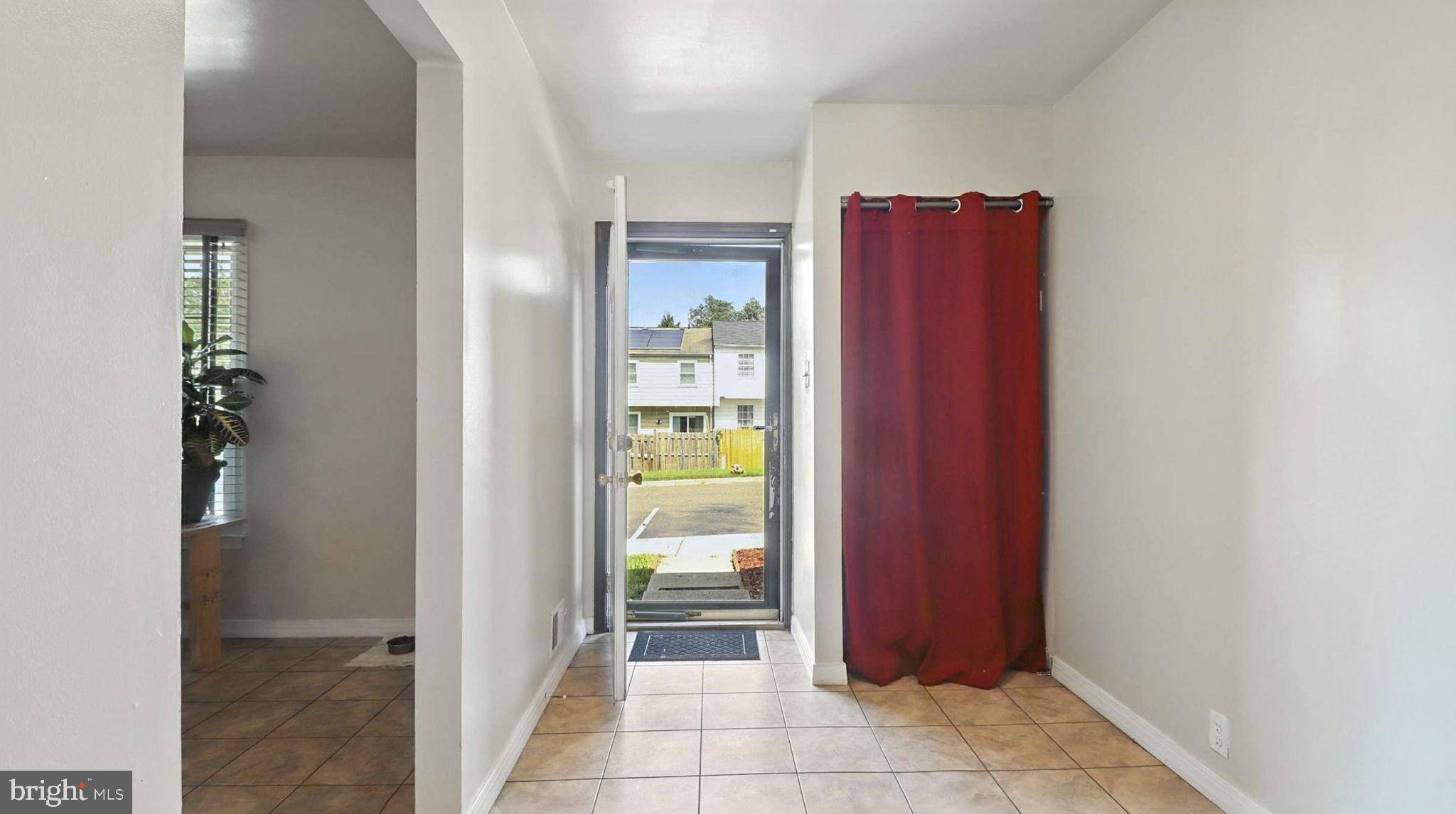 Landover, MD 20785,8960 CONTINENTAL PL