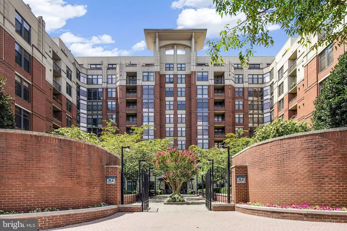 Arlington, VA 22201,1021 N GARFIELD ST #830