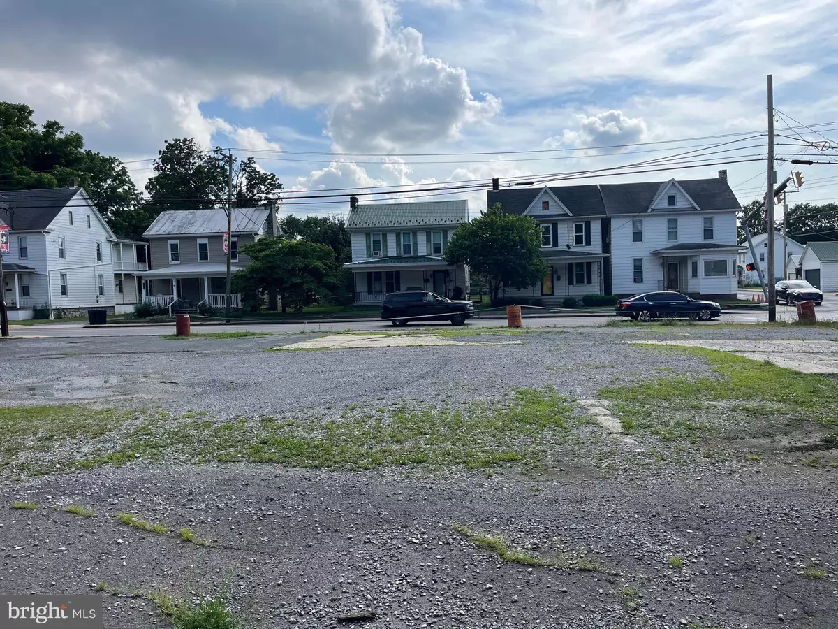 Shippensburg, PA 17257,101 S FAYETTE ST